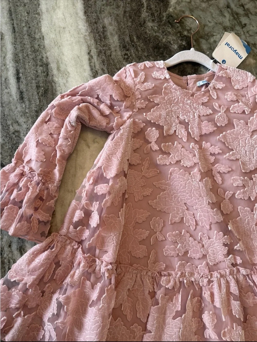 Mayoral Dusty Pink Floral Lace Tiered Long-Sleeve Dress. Size 5 T no tag .